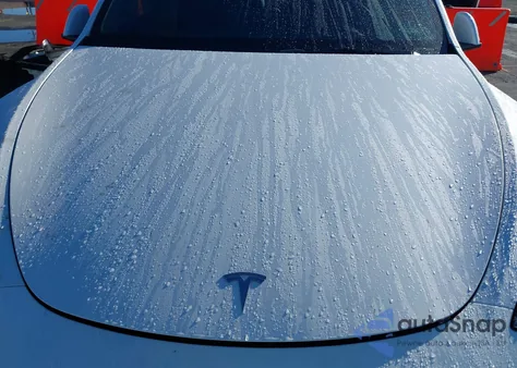 2025 Tesla Model Y Long Range Dual Motor Rear-Wheel Drive from USA, damaged, VIN 7SAYGDED2SF219910